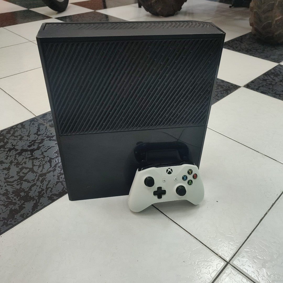 CONSOLA DE VIDEOJUEGO MICROSOFT XBOX ONE 500 GB  (SEMINUEVO)
