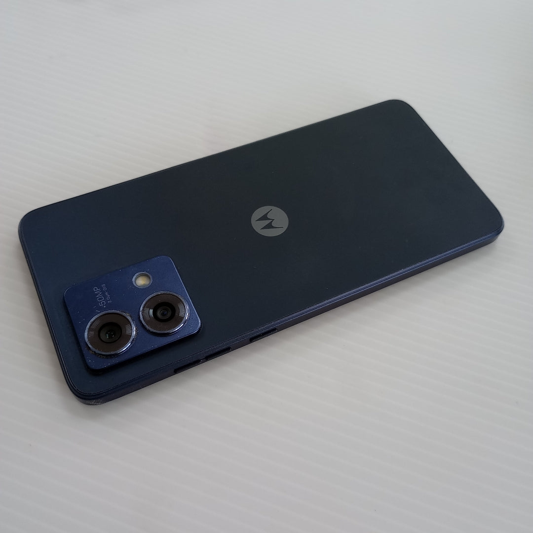 CELULAR MOTOROLA MOTO G84 XT2347-2 (2023) 256 GB 12 GB RAM (SEMINUEVO)