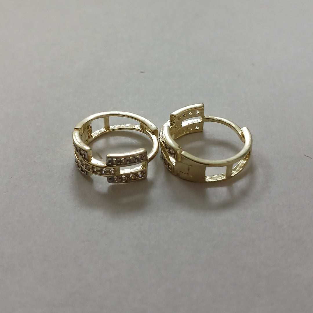 HUGGIES ORO 14K 2.4 (NUEVO)