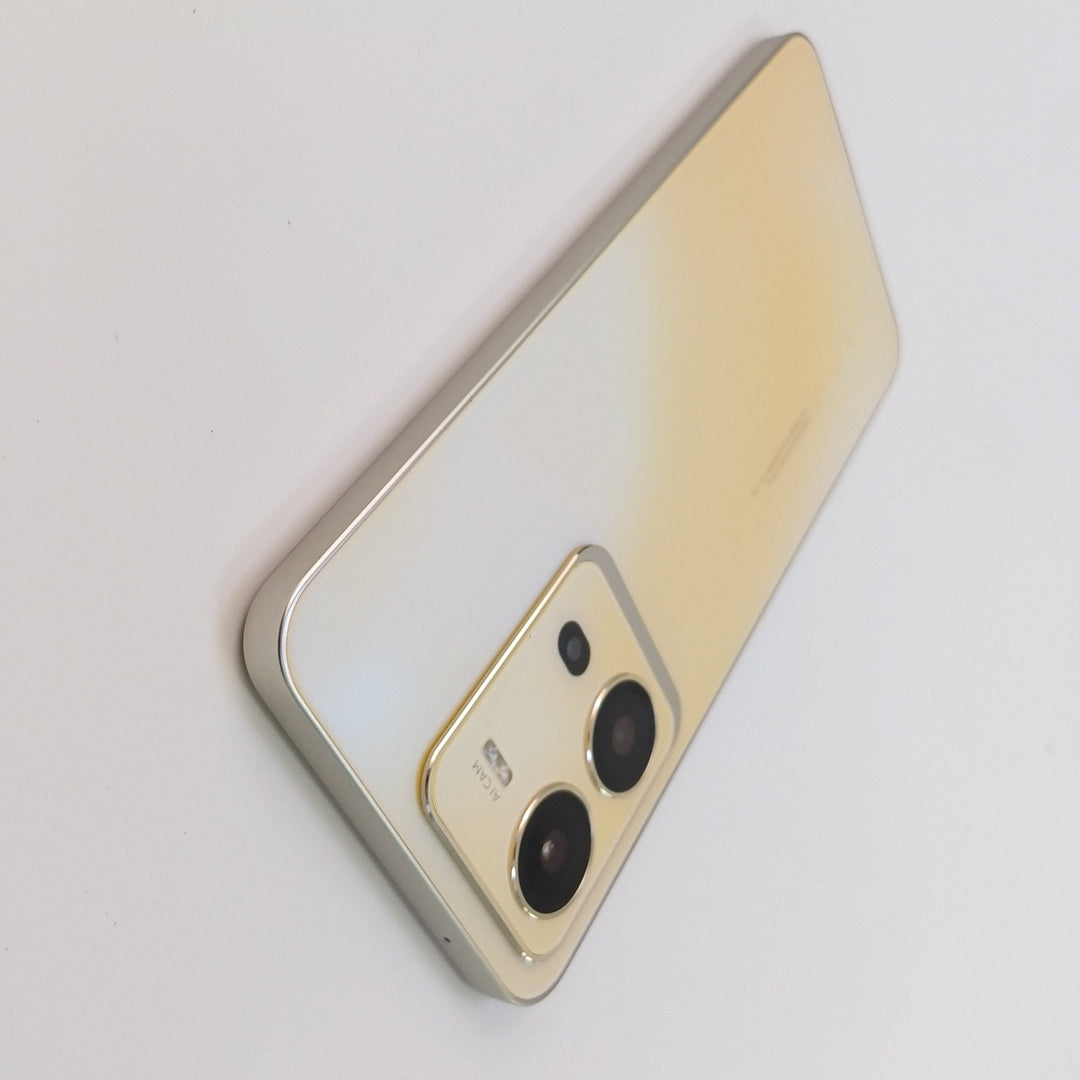 CELULAR VIVO V25 V2202 128 GB 8 GB RAM (SEMINUEVO)