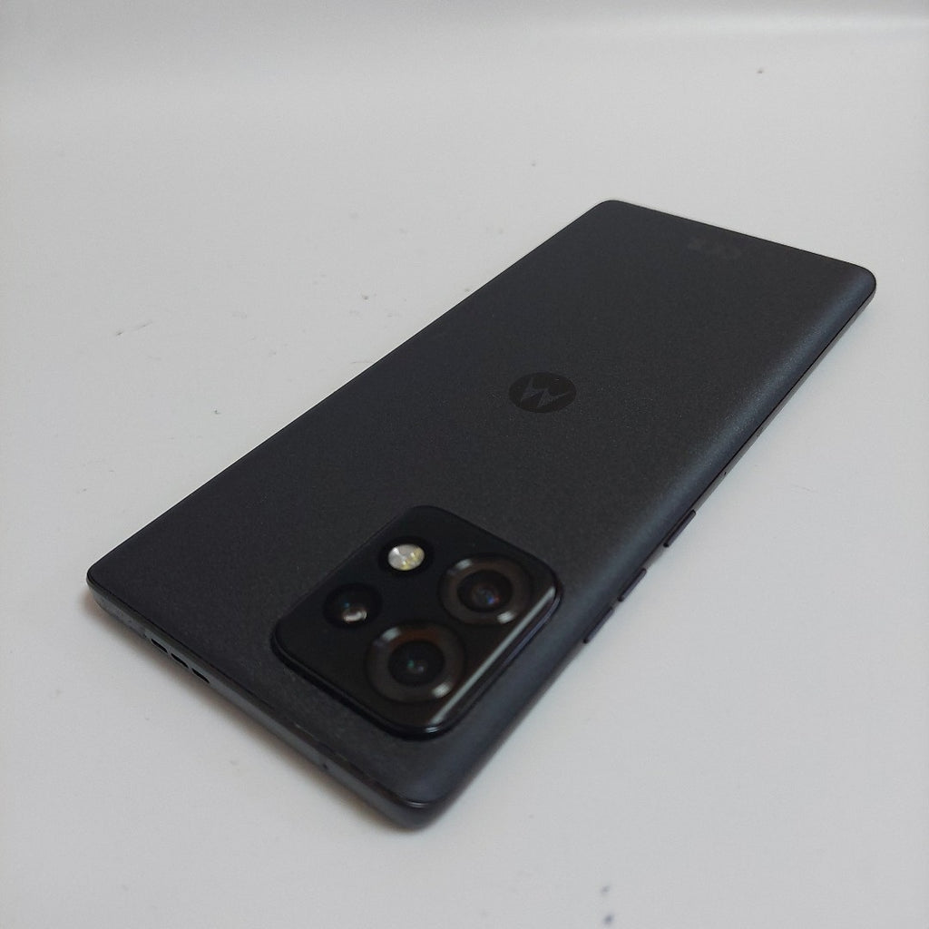 CELULAR MOTOROLA EDGE 40 PRO XT2301-4 256 GB 12 GB RAM (SEMINUEVO)