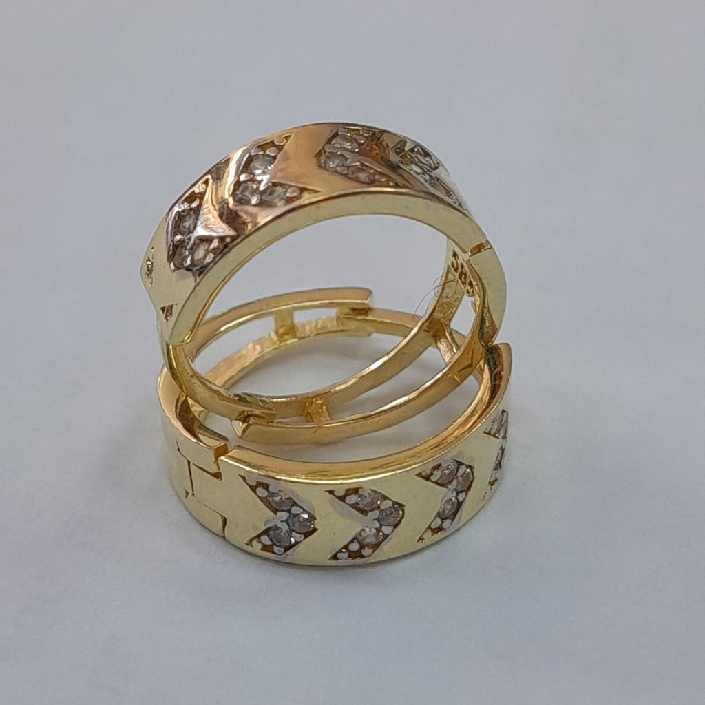 HUGGIES ORO 14K 2.4 (NUEVO)