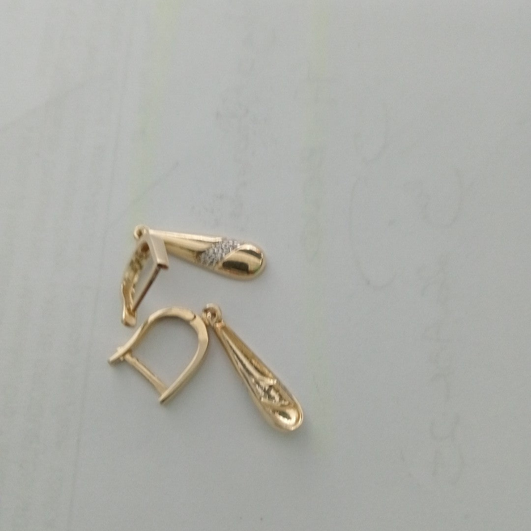 BROQUELES ORO 14K 2.6 (NUEVO)