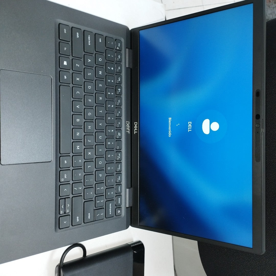 LAPTOP DELL LATITUDE 7320 DETACHABLE (2022) 256 GB SSD 16 GB RAM (SEMINUEVO)