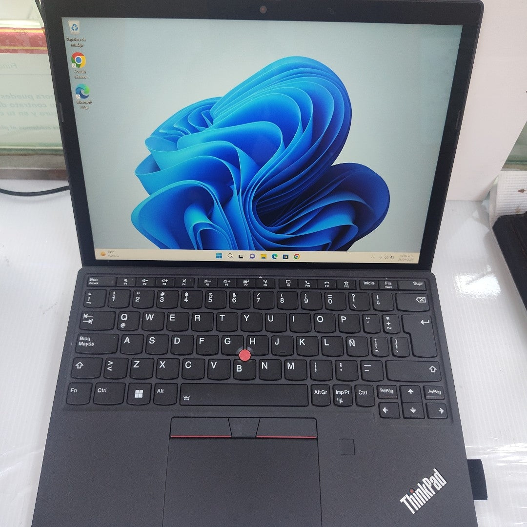 LAPTOP LENOVO THINKPAD X12 DETACHABLE GEN 1 (2021) 256 GB SSD 16 GB RAM (SEMINUEVO)
