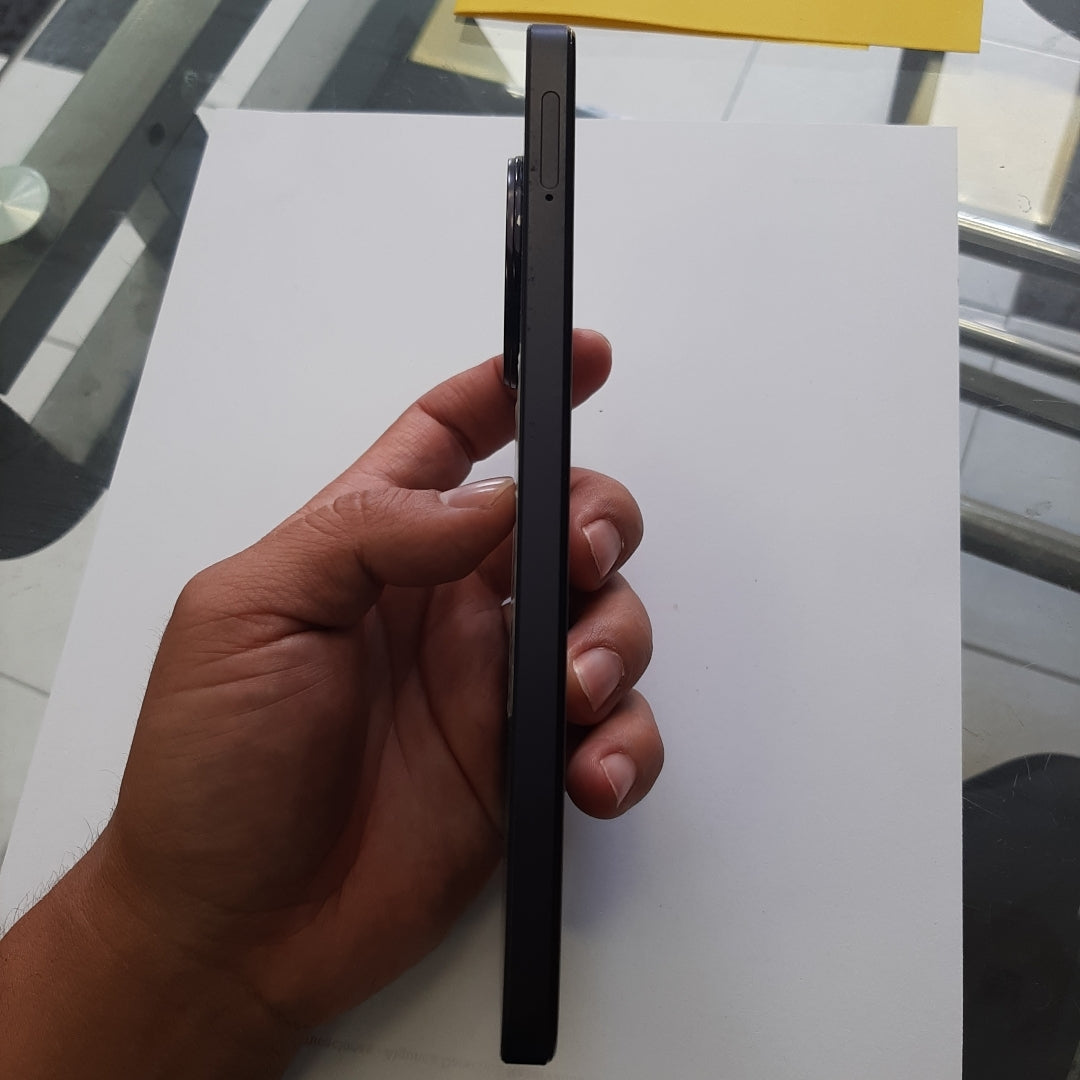 CELULAR REALME 11 5G RMX3780 (2023) 256 GB 8 GB RAM (SEMINUEVO)
