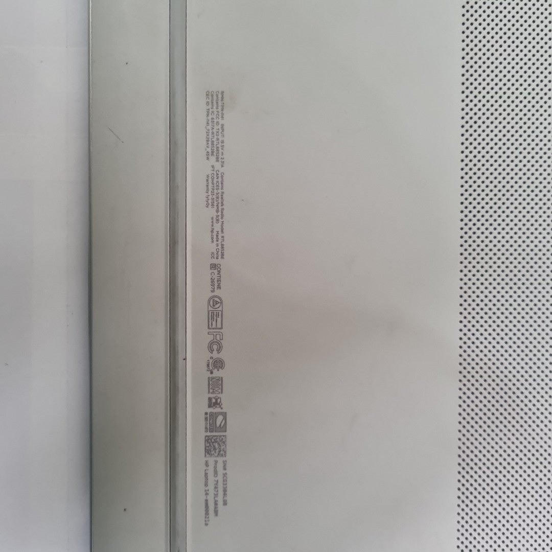 LAPTOP HP 14-EM0002LA (2023) 512 GB SSD 8 GB RAM (SEMINUEVO)