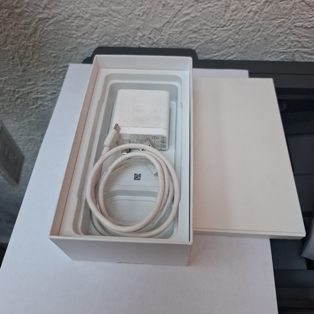 CELULAR OPPO  RENO11 5G CPH2599 (2024) 256 GB 8 GB RAM (SEMINUEVO)