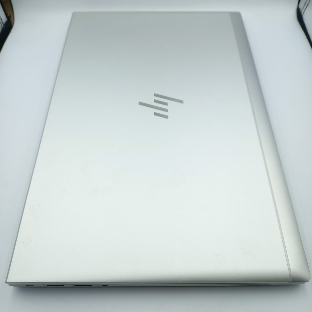 LAPTOP HP ELITEBOOK 840 G8 (2023) 256 GB SSD 16 GB RAM (SEMINUEVO)