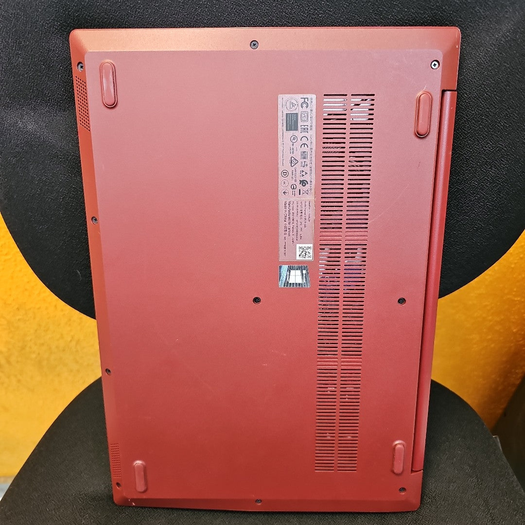 LAPTOP LENOVO IDEAPAD 3 15IML05 (2021) 1 TB 8 GB RAM (SEMINUEVO)