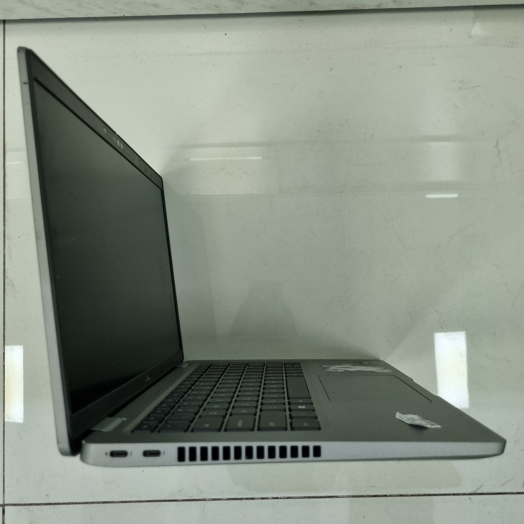 LAPTOP DELL LATITUDE 7420 (2022) 512 GB SSD 16 GB RAM (SEMINUEVO)