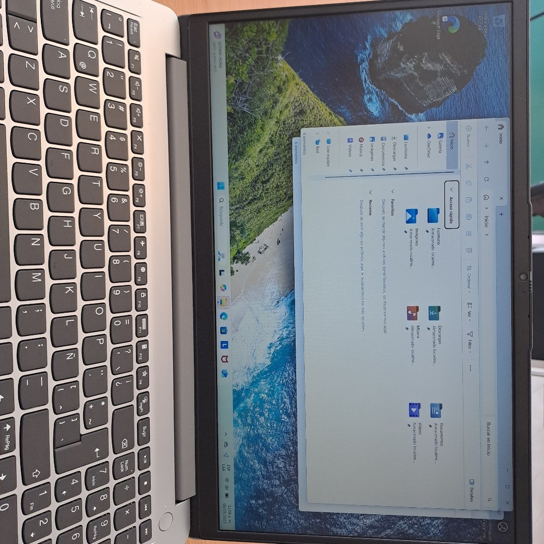 LAPTOP LENOVO IDEAPAD 1 15IGL7 (2024) 256 GB SSD 8 GB RAM (SEMINUEVO)
