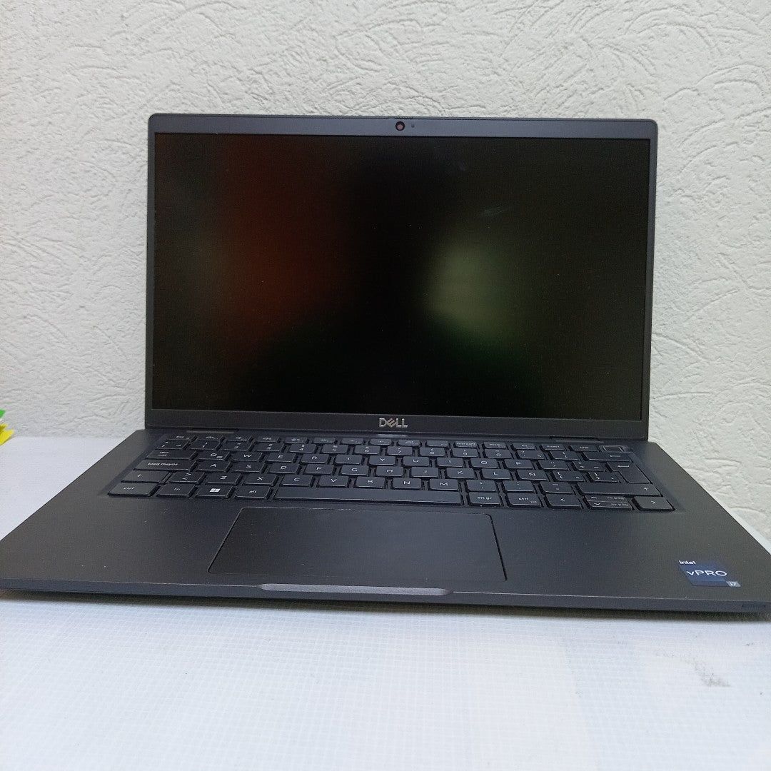 LAPTOP DELL LATITUDE 7430 (2023) 512 GB SSD 16 GB RAM (SEMINUEVO)