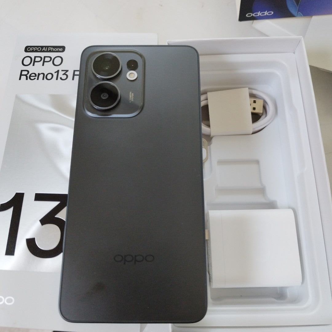CELULAR OPPO  RENO 13F 5G CPH2699 (2025) 256 GB 12 GB RAM (SEMINUEVO)