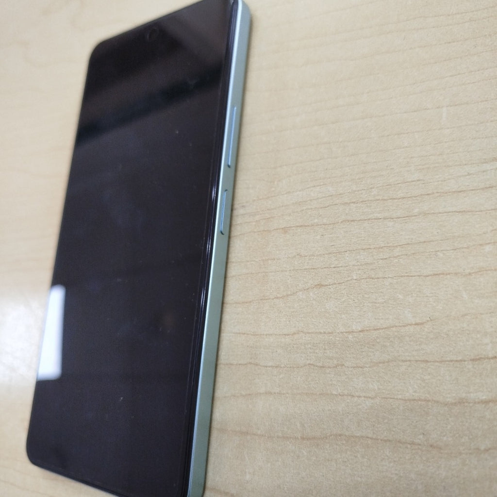 CELULAR VIVO Y36 V2247 256 GB 8 GB RAM (SEMINUEVO)