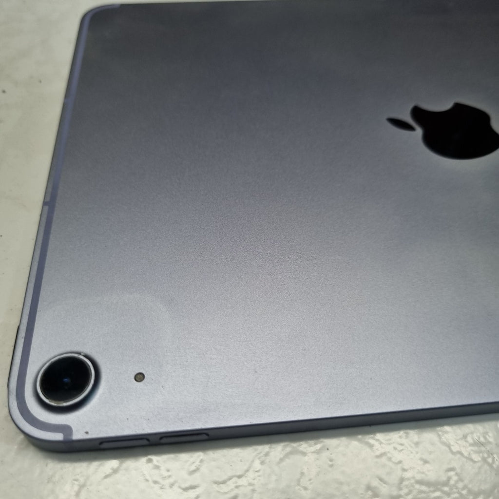 TABLETA APPLE IPAD AIR 5 A2589 64 GB 8 GB RAM (SEMINUEVO)