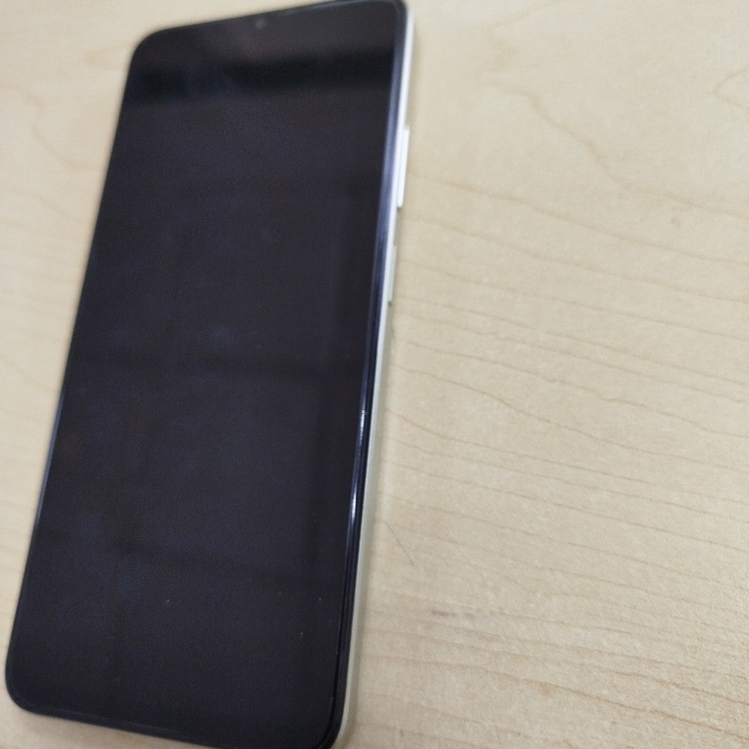 CELULAR OPPO  A38 CPH2579 (2023) 128 GB 4 GB RAM (SEMINUEVO)