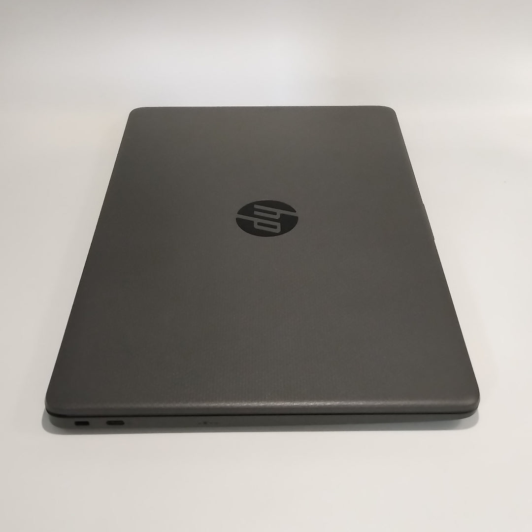 LAPTOP HP 240 G8 (2023) 256 GB SSD 8 GB RAM