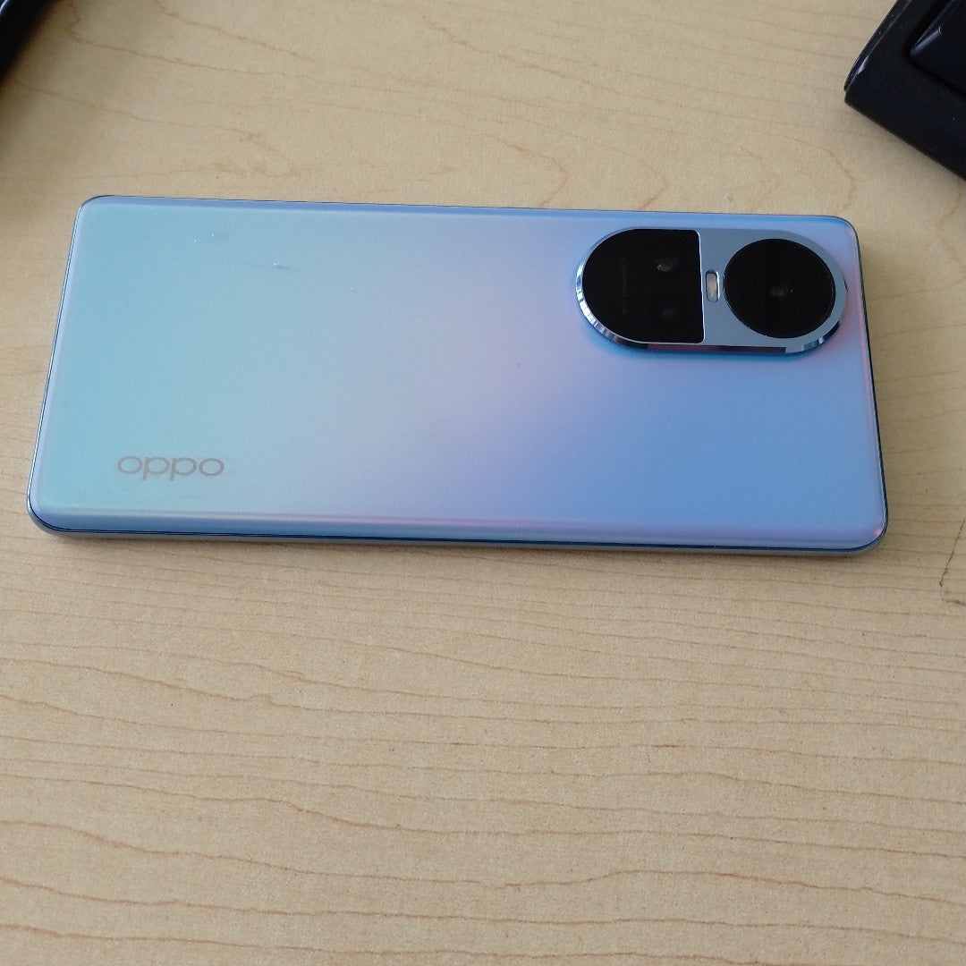 CELULAR OPPO  RENO10 5G CPH2531 (2023) 256 GB 8 GB RAM
