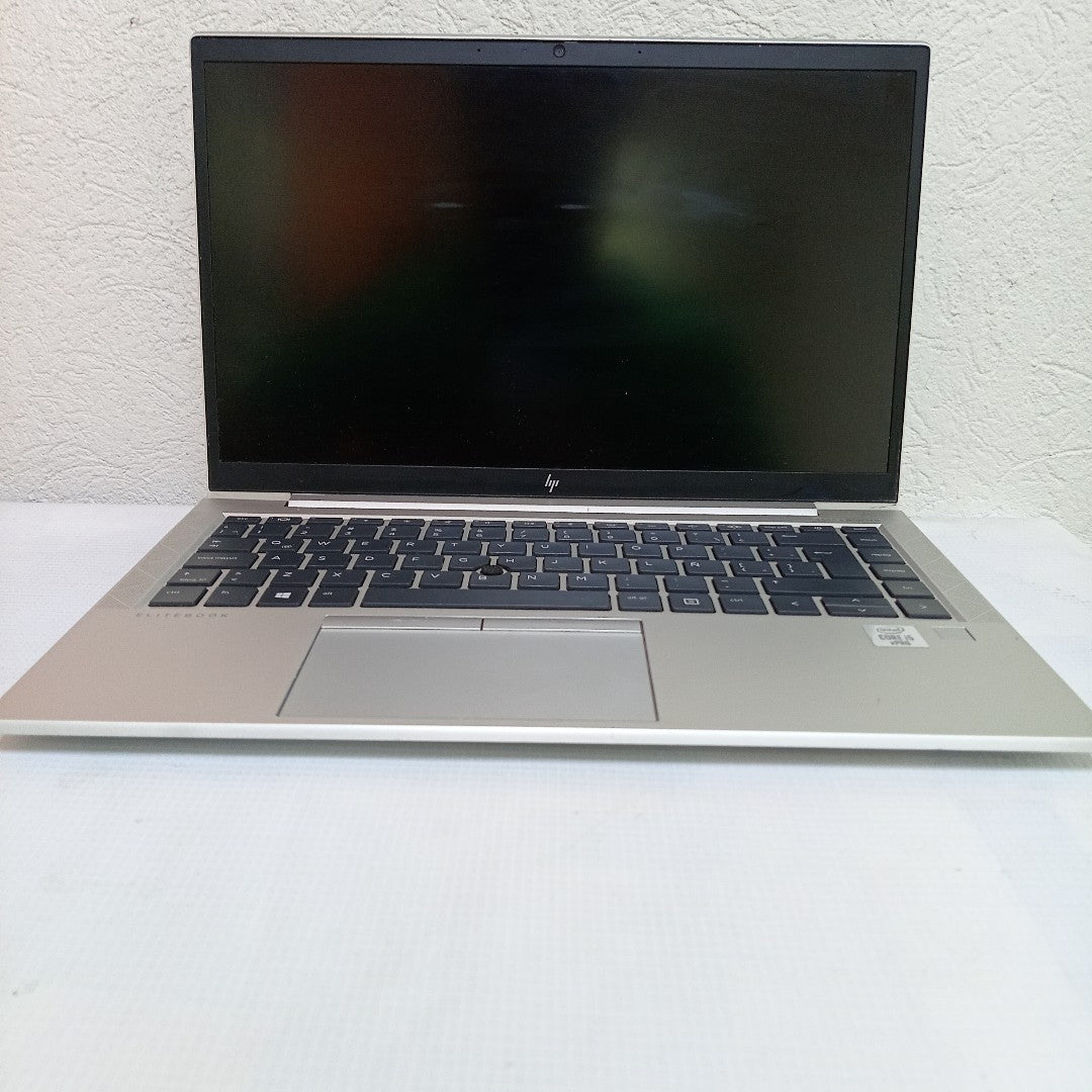 LAPTOP HP ELITEBOOK 840 G7 (2022) 256 GB SSD 8 GB RAM (SEMINUEVO)