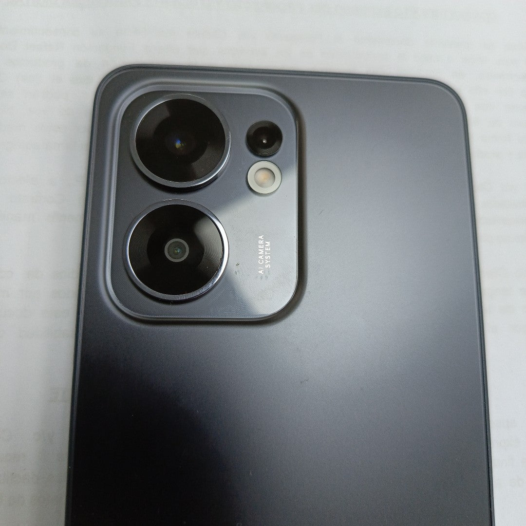 CELULAR OPPO  RENO 13F 5G CPH2699 (2025) 256 GB 12 GB RAM (SEMINUEVO)