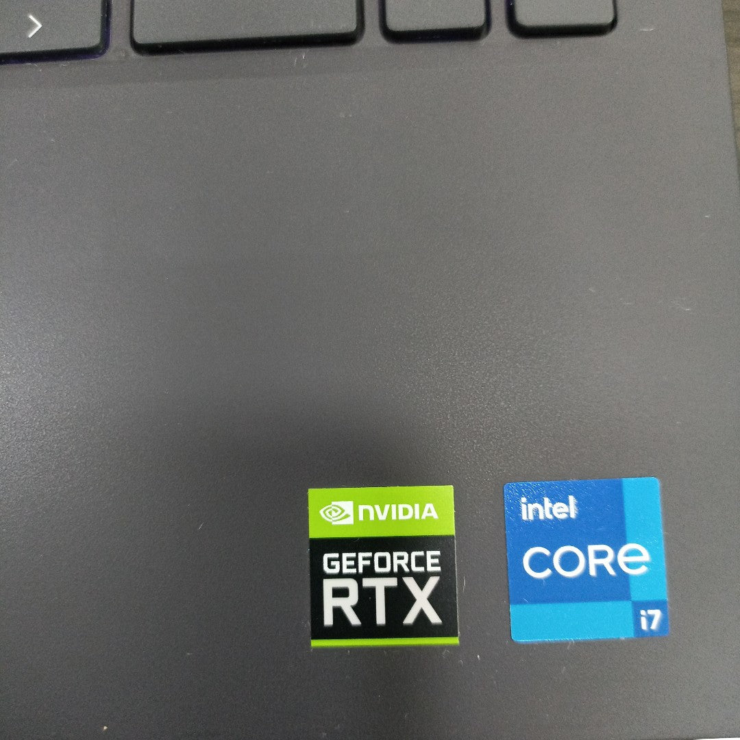 LAPTOP DELL G15 5520 (2022) 512 GB SSD 16 GB RAM (SEMINUEVO)