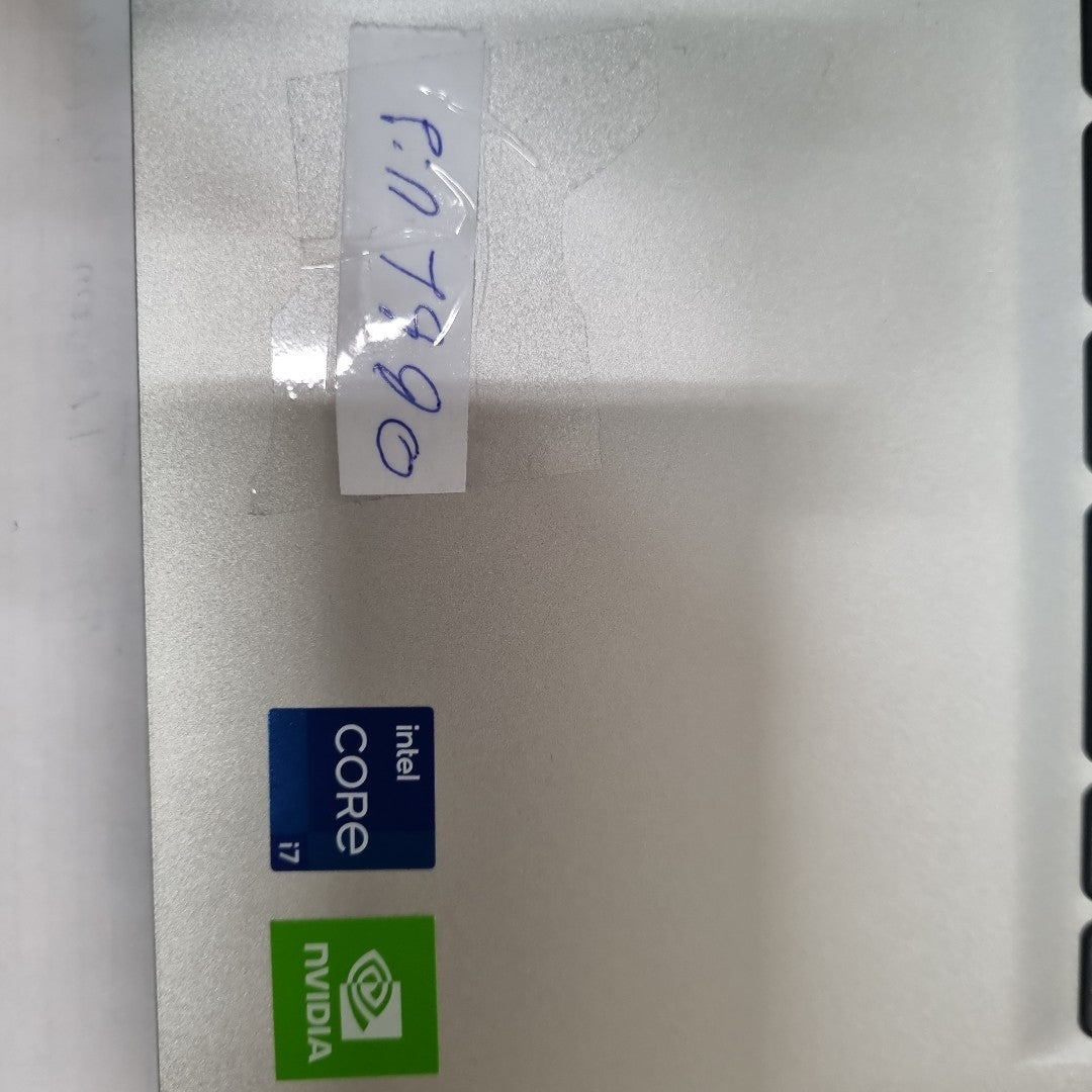 LAPTOP DELL INSPIRON 15 3511 (2022) 256 GB SSD 8 GB RAM (SEMINUEVO)