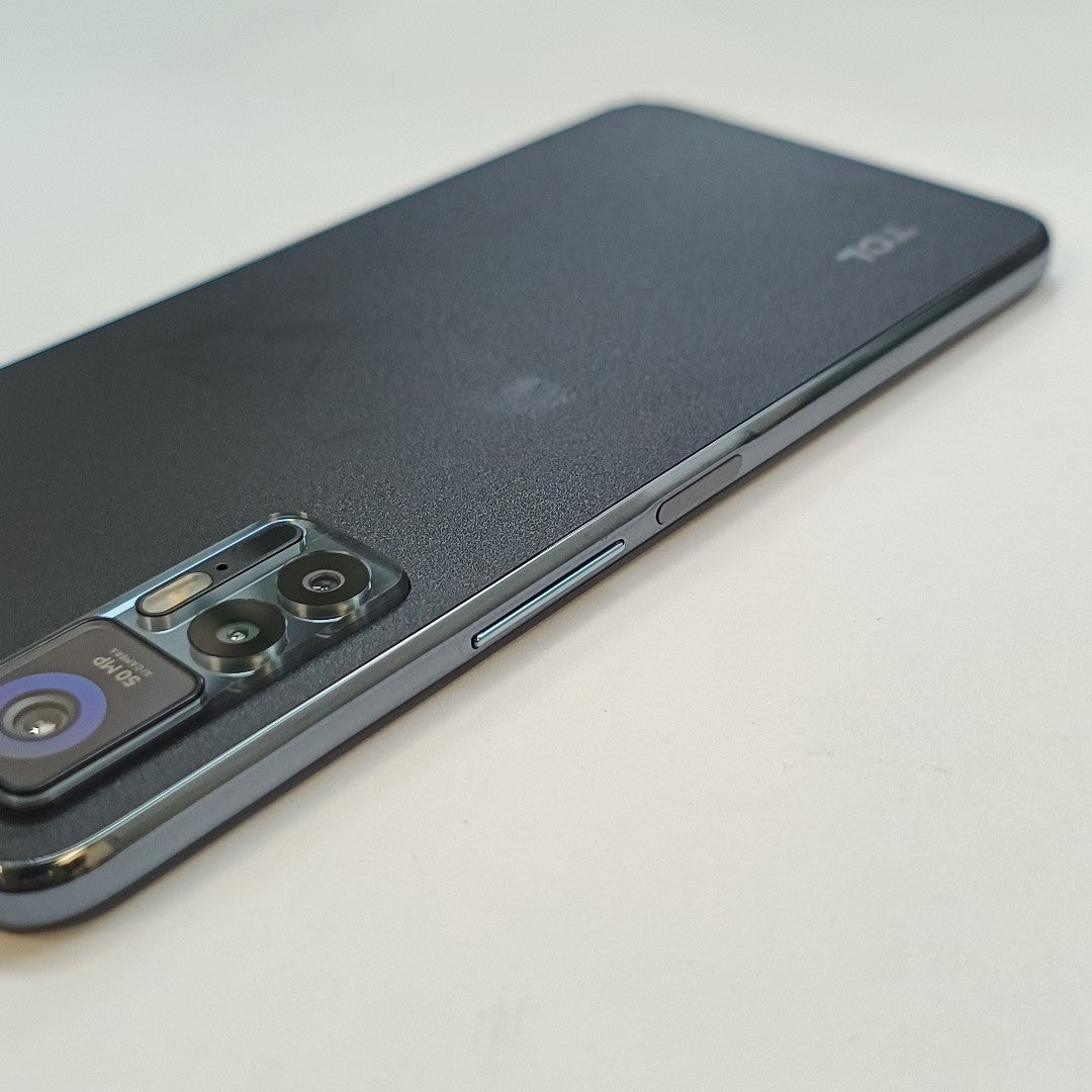 CELULAR TCL 30+ T676J 128 GB 4 GB RAM (SEMINUEVO)