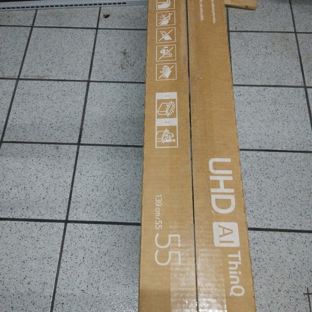 PANTALLA LG 55UR7800PSB (2024) 55" LED 4K (SEMINUEVO)