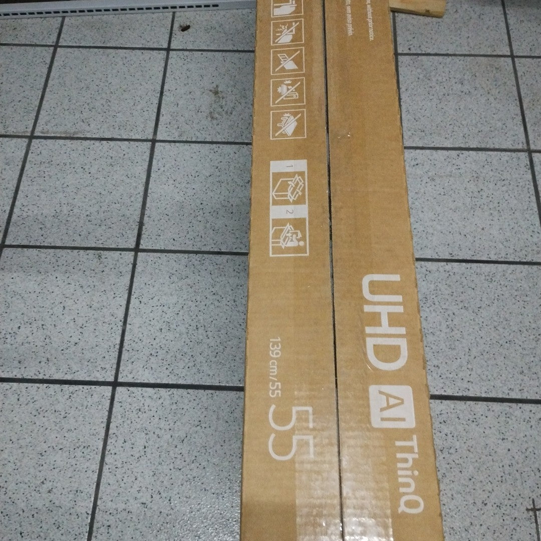 PANTALLA LG 55UR7800PSB (2024) 55" LED 4K (SEMINUEVO)