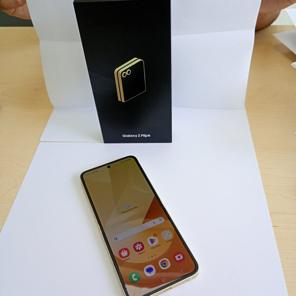 CELULAR SAMSUNG GALAXY Z FLIP6 SM-F741B (2024) 512 GB 12 GB RAM (SEMINUEVO)