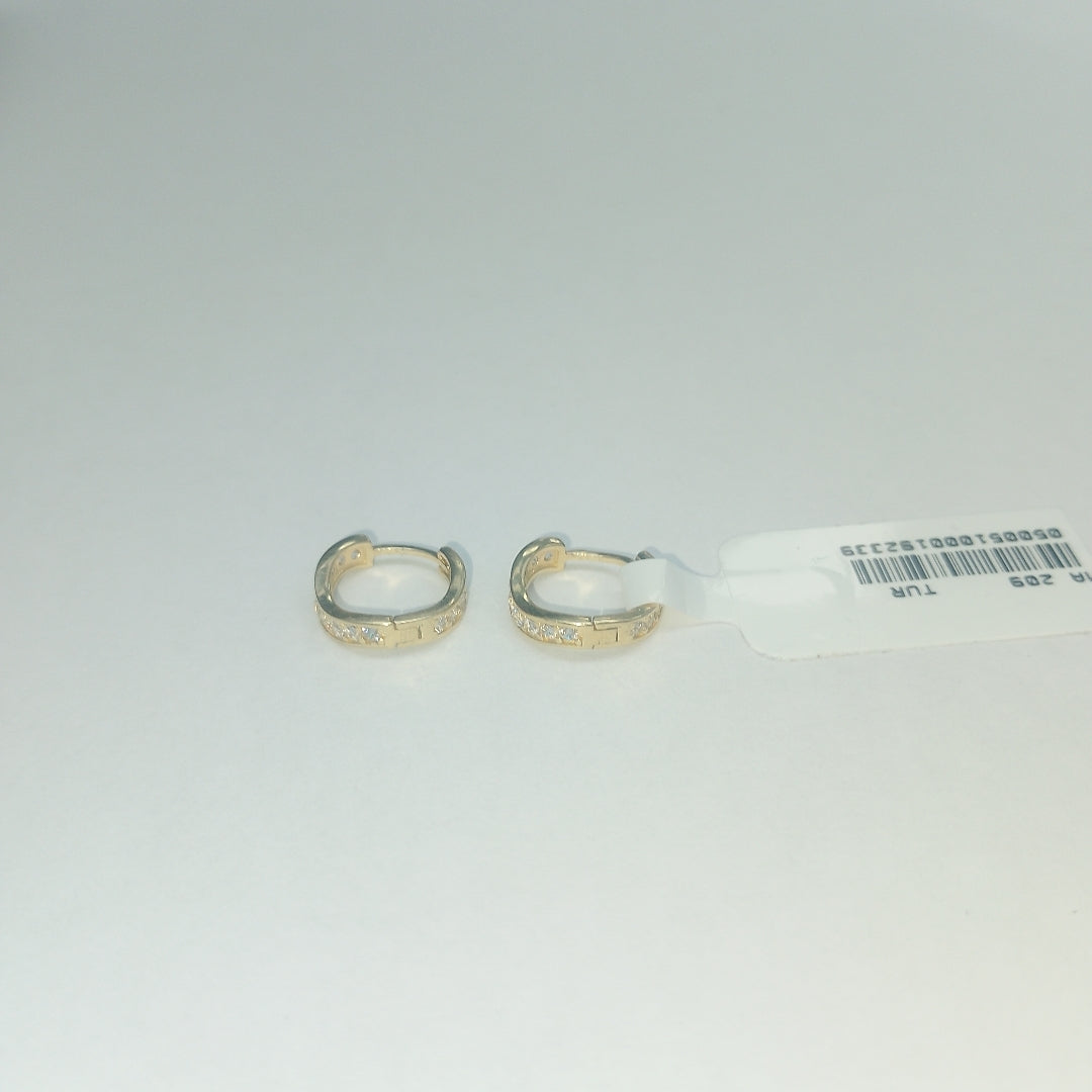 HUGGIES ORO 14K 1.8 (NUEVO)