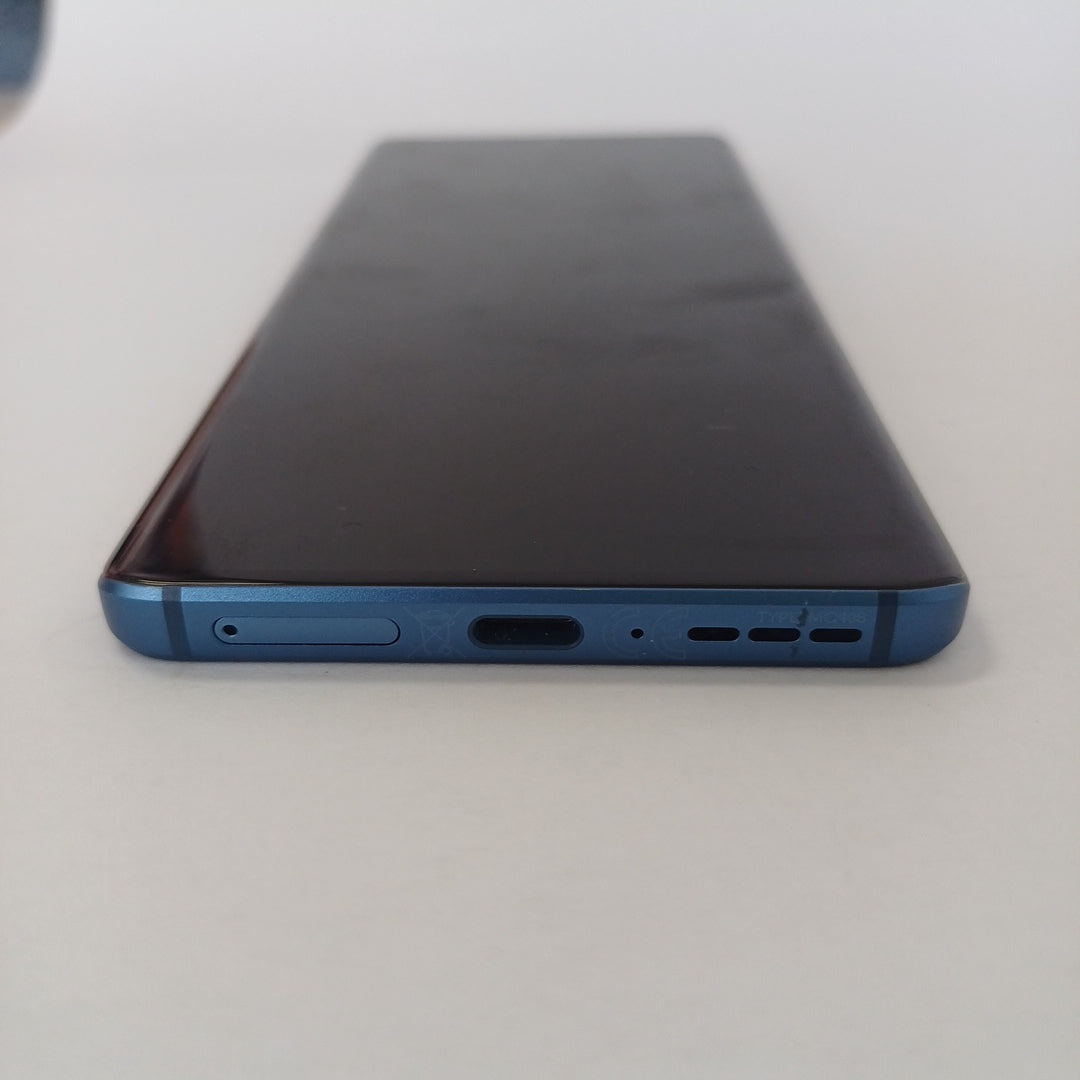CELULAR MOTOROLA EDGE 40 XT2303-2 (2023) 256 GB 8 GB RAM (SEMINUEVO)