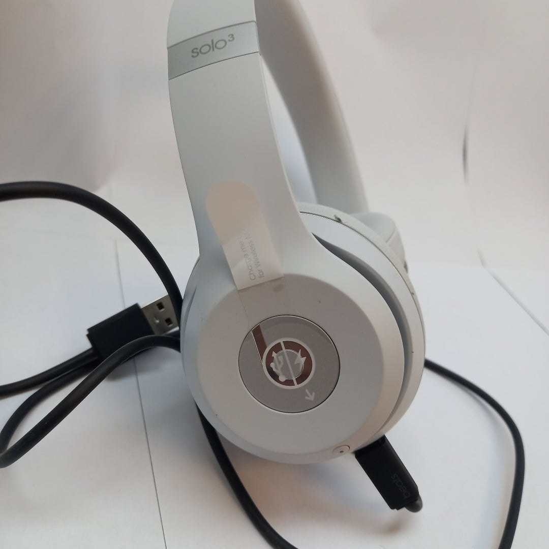 AUDIFONOS BEATS SOLO 3 INALAMBRICO ON EAR (SEMINUEVO)