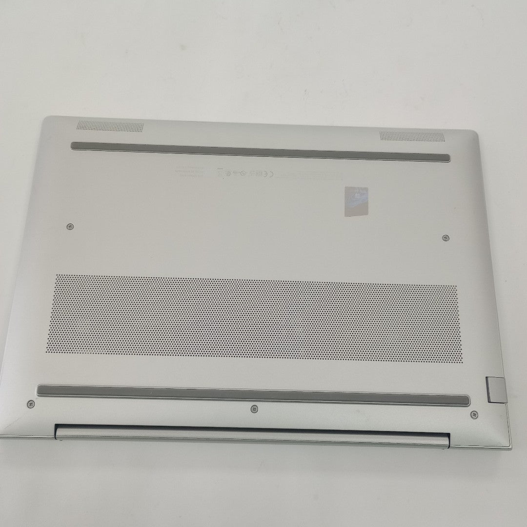 LAPTOP HP ELITEBOOK 640 G10 (2024) 256 GB SSD 16 GB RAM (SEMINUEVO)