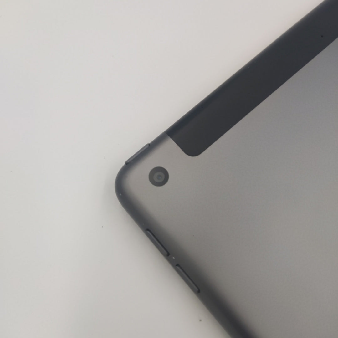 TABLETA APPLE IPAD 9 A2604 256 GB 3 GB RAM (SEMINUEVO)