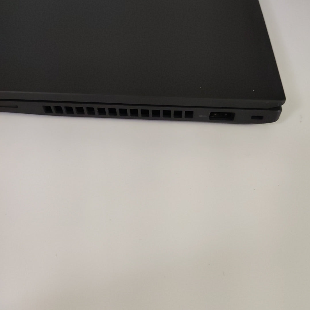 LAPTOP LENOVO THINKPAD T14 GEN 3 (2022) 256 GB SSD 16 GB RAM (SEMINUEVO)