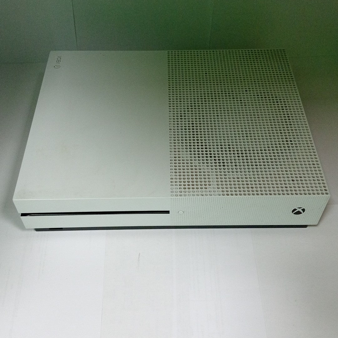 CONSOLA DE VIDEOJUEGO MICROSOFT XBOX ONE S 1 TB (SEMINUEVO)