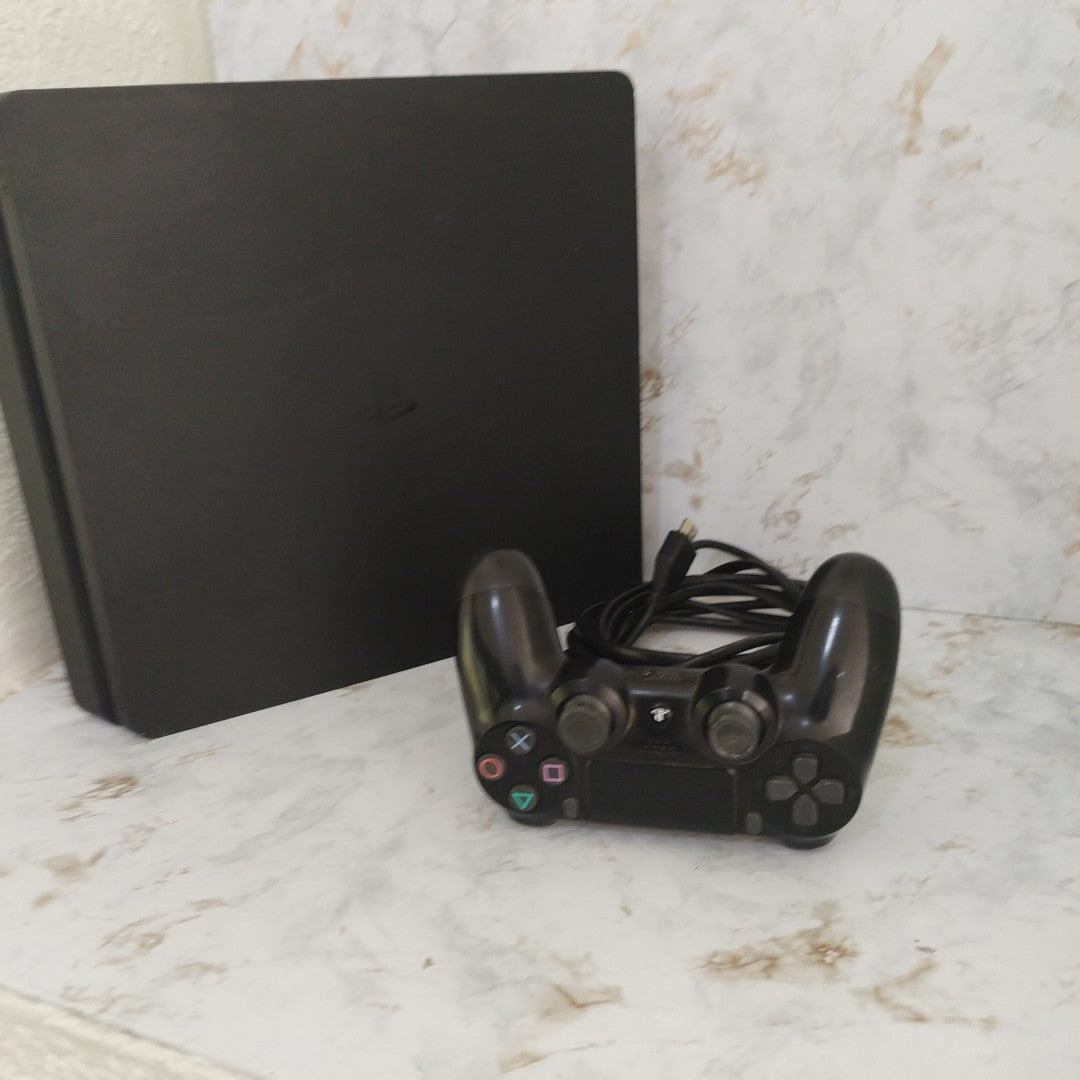 CONSOLA DE VIDEOJUEGO SONY PS4 SLIM 1 TB (SEMINUEVO)