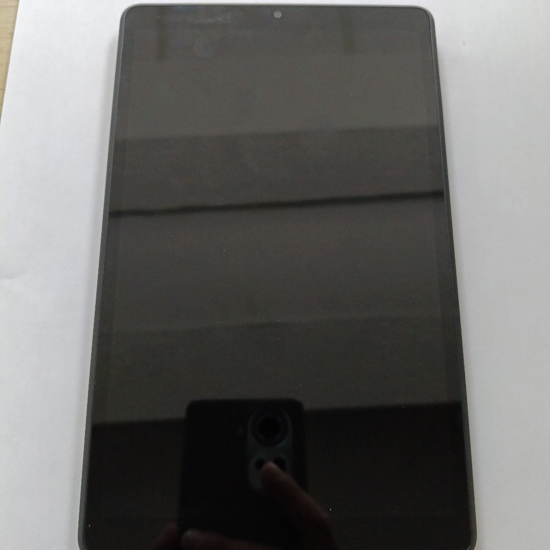 TABLETA LENOVO TAB M8 HD TB-8505FS 32 GB 2 GB RAM (SEMINUEVO)