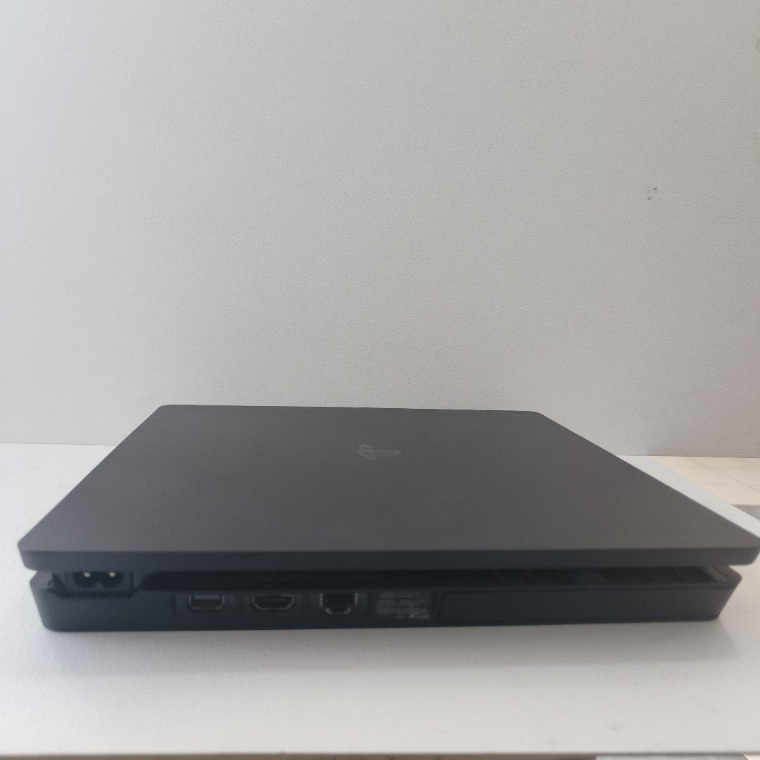 CONSOLA DE VIDEOJUEGO SONY PS4 SLIM 1 TB (SEMINUEVO)