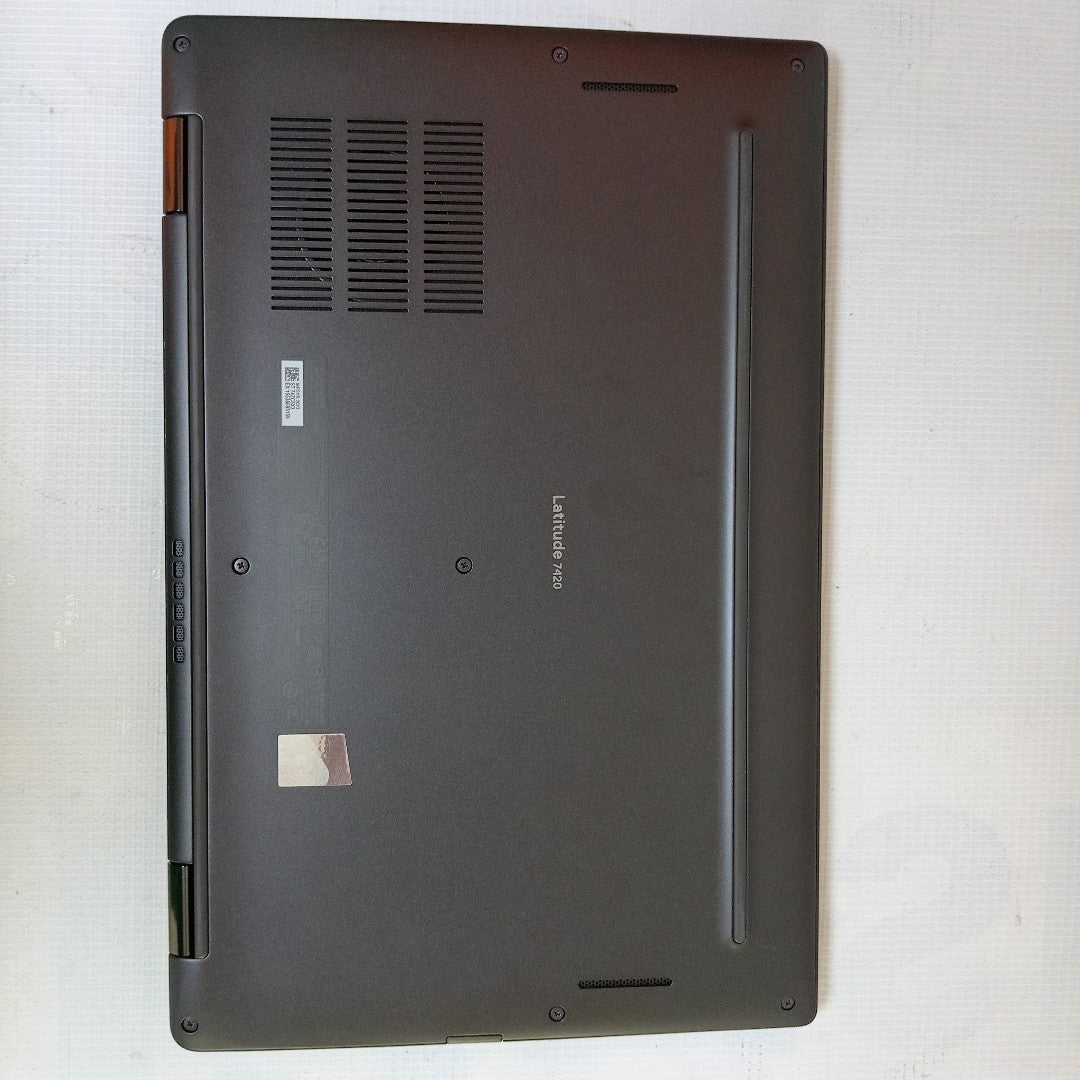 LAPTOP DELL LATITUDE 7420 (2023) 256 GB SSD 16 GB RAM (SEMINUEVO)