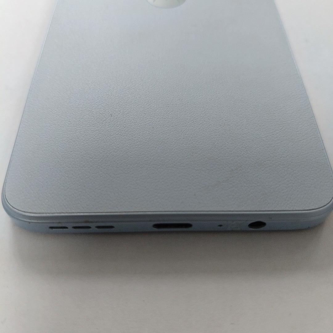 CELULAR MOTOROLA MOTO G84 XT2347-1 (2023) 256 GB 8 GB RAM (SEMINUEVO)