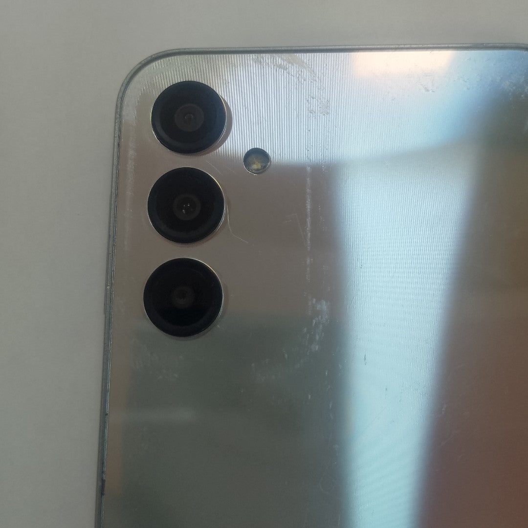 CELULAR SAMSUNG GALAXY A24 SM-A245M/N (2023) 128 GB 4 GB RAM (SEMINUEVO)