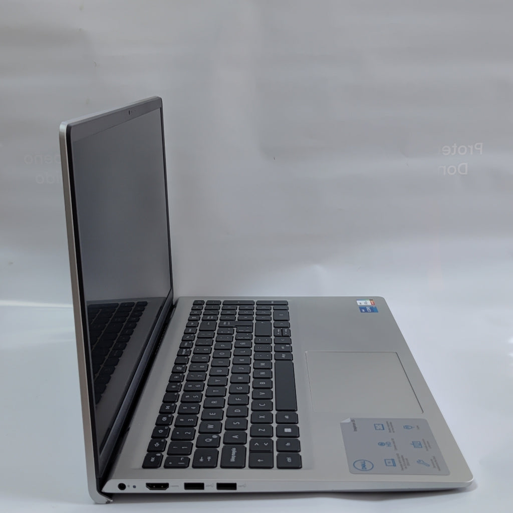 LAPTOP DELL INSPIRON 15 3520 (2024) 512 GB SSD 16 GB RAM