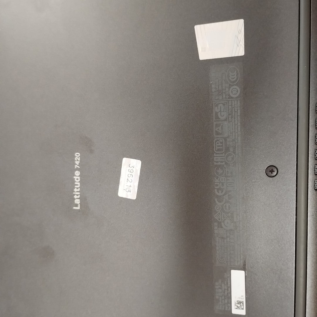 LAPTOP DELL LATITUDE 7420 (2023) 256 GB SSD 16 GB RAM (SEMINUEVO)