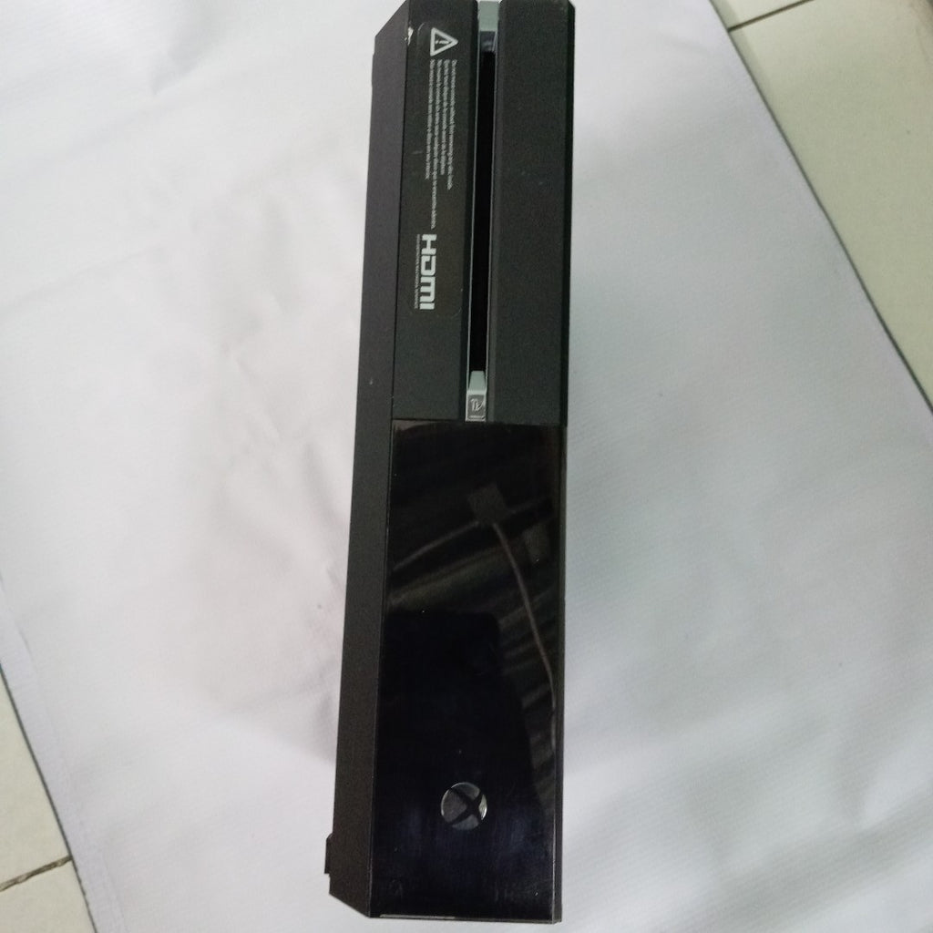 CONSOLA DE VIDEOJUEGO MICROSOFT XBOX ONE 500 GB  (SEMINUEVO)