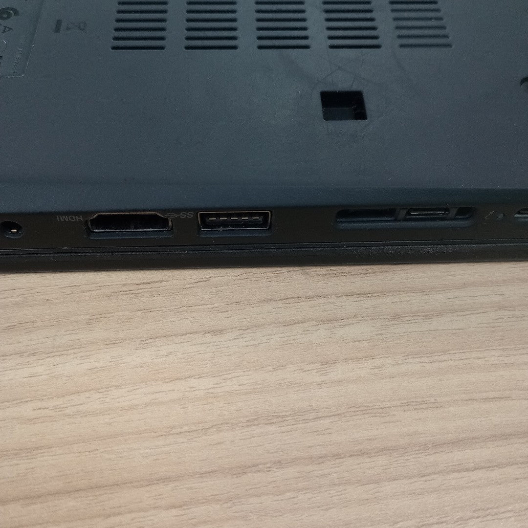 LAPTOP LENOVO THINKPAD T14S GEN 2 (2022) 512 GB SSD 16 GB RAM (SEMINUEVO)