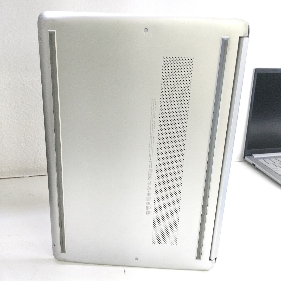 LAPTOP HP 14-DQ0505LA (2022) 256 GB SSD 8 GB RAM (SEMINUEVO)