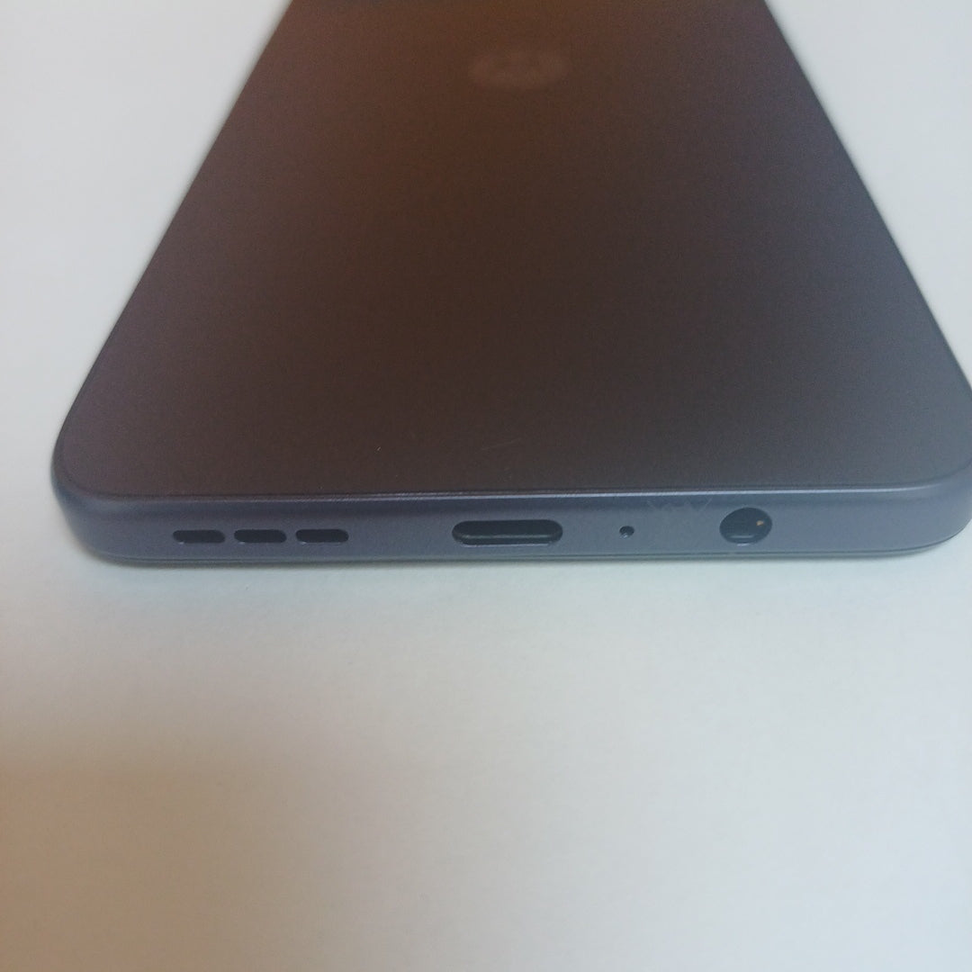 CELULAR MOTOROLA MOTO G35 5G XT2433-2 256 GB 4 GB RAM (SEMINUEVO)
